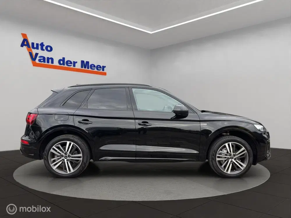 Audi Q5 55 TFSI e S line edition uit 2022, foto 14
