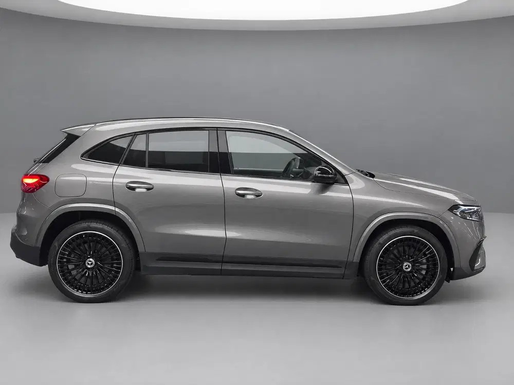 Mercedes-Benz EQA 250+ AMG Line 71 kWh uit 2024, foto 3