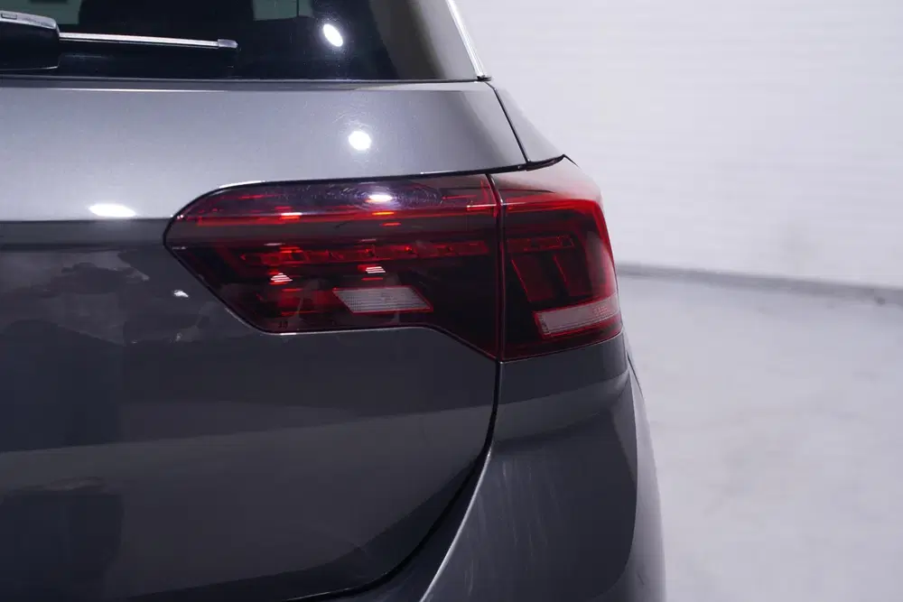 Volkswagen T-Roc 1.5 TSI R-Line Apple Carplay Panodak Achte uit 2025, foto 13