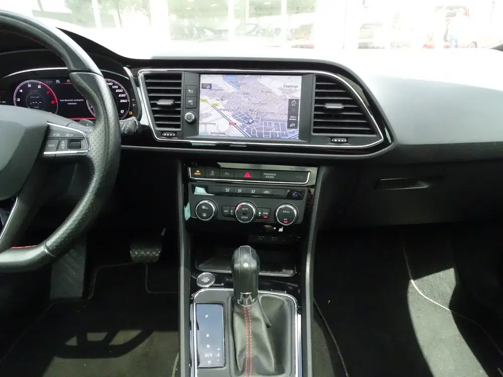 SEAT Leon 1.5 TSI FR Business Intense Automaat uit 2019, foto 15