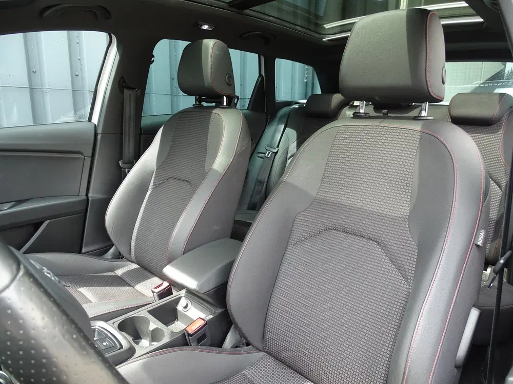 SEAT Leon 1.5 TSI FR Business Intense Automaat uit 2019, foto 6
