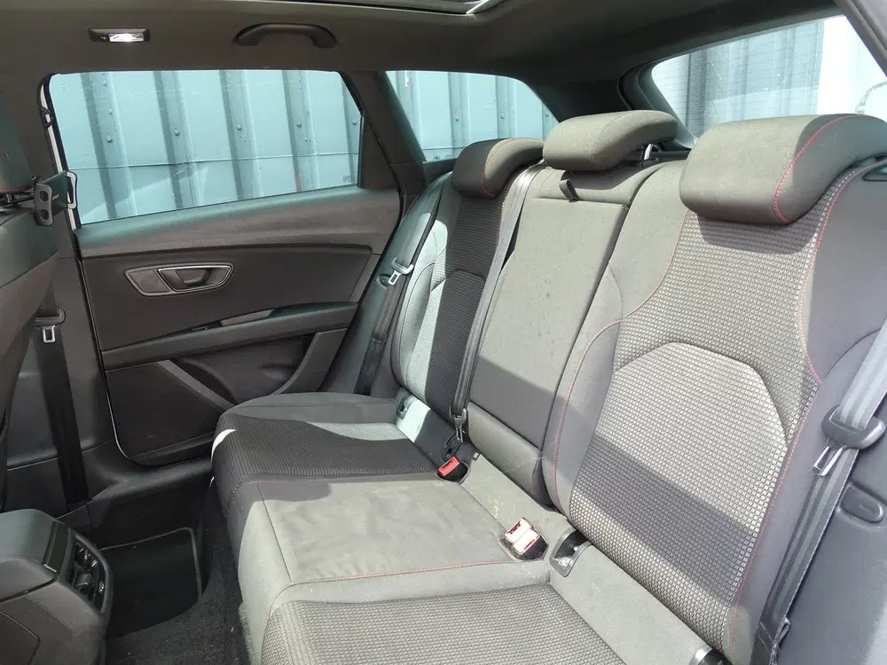 SEAT Leon 1.5 TSI FR Business Intense Automaat uit 2019, foto 7