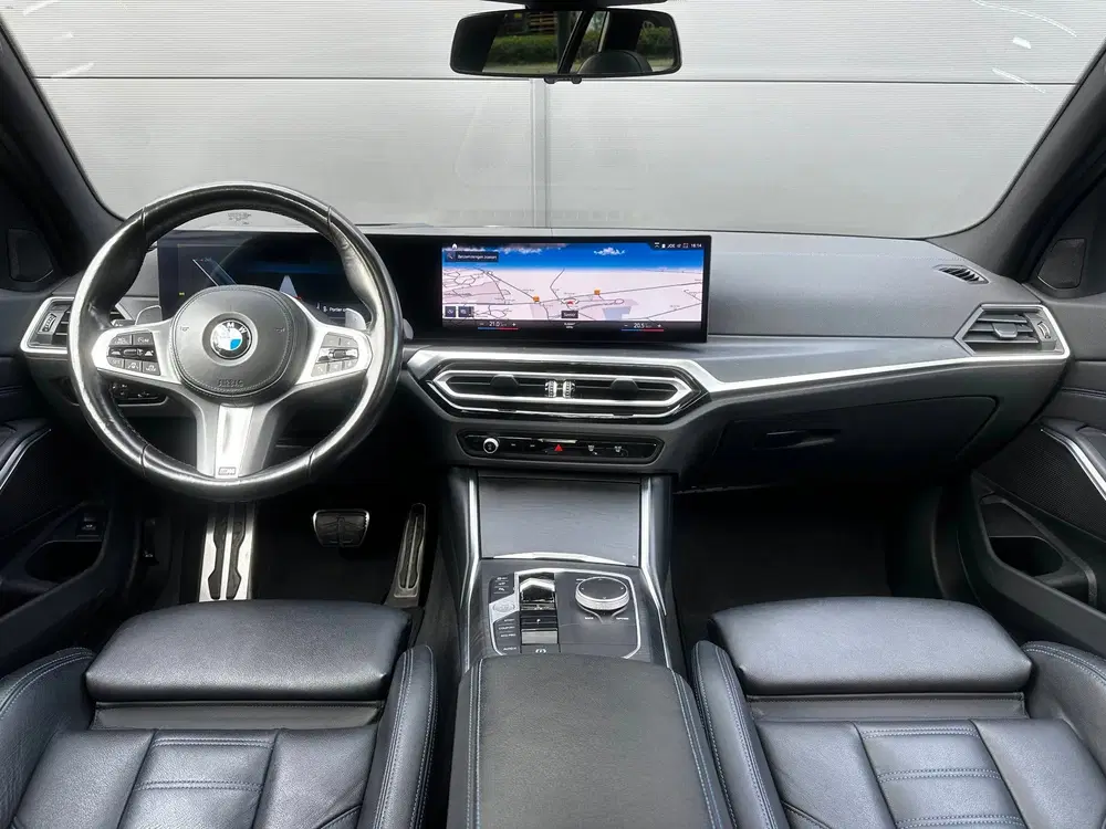 BMW 3-serie M340i xDrive LCI uit 2022, foto 15