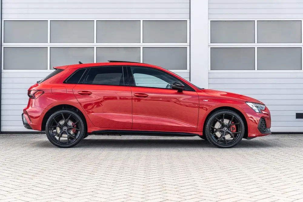 Audi A3 45 TFSIe 272pk S edition Competition uit 2025, foto 3