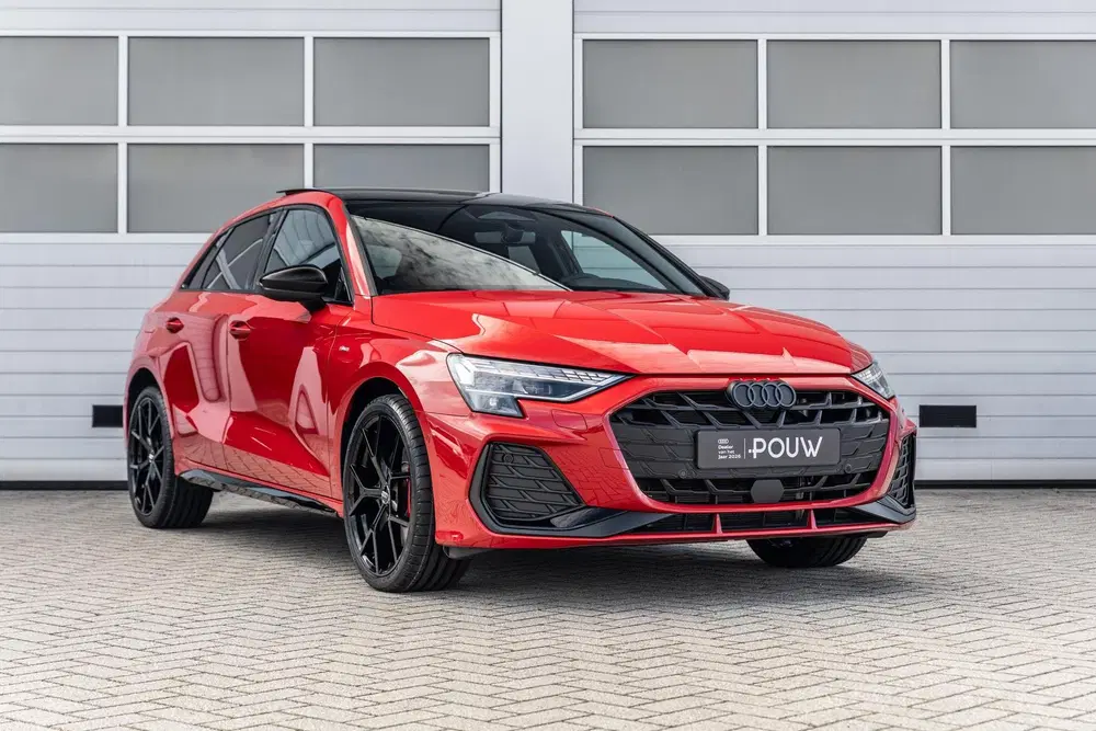 Audi A3 45 TFSIe 272pk S edition Competition uit 2025, foto 9