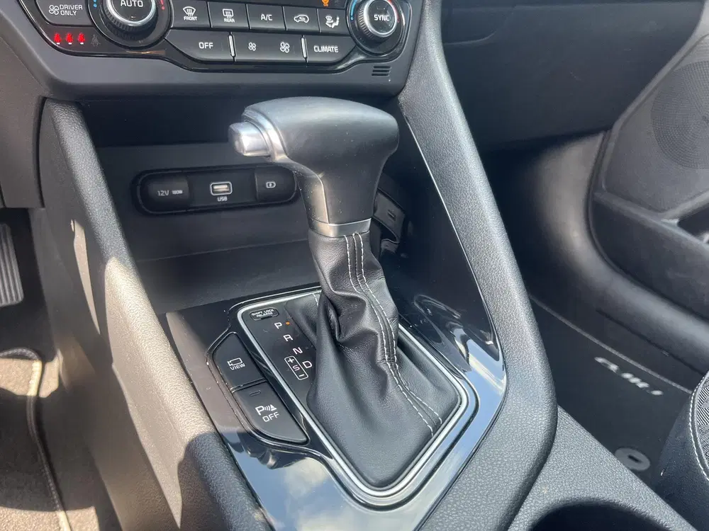 Kia Niro 1.6 GDi Hybrid DynamicLine uit 2021, foto 12