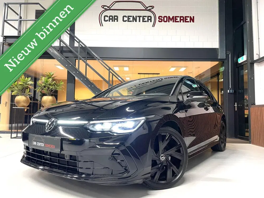 Volkswagen Golf 1.5 TSI R-Line Black Style uit 2024