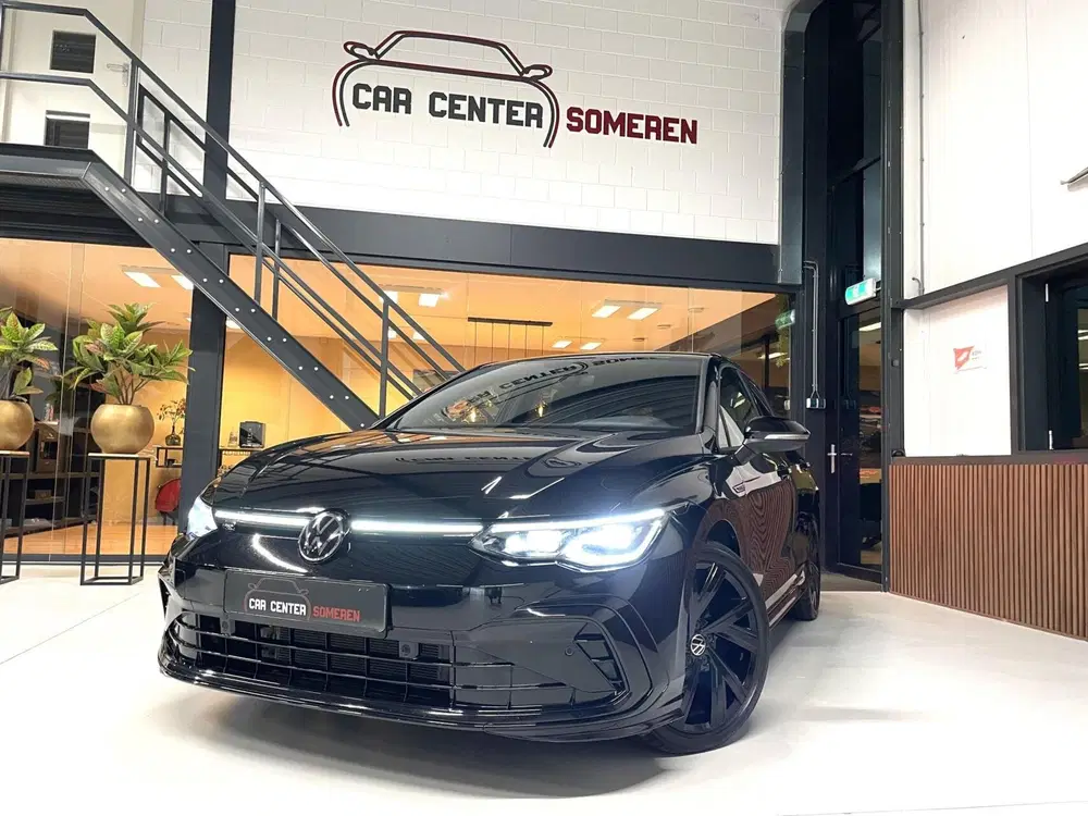 Volkswagen Golf 1.5 TSI R-Line Black Style uit 2024, foto 5