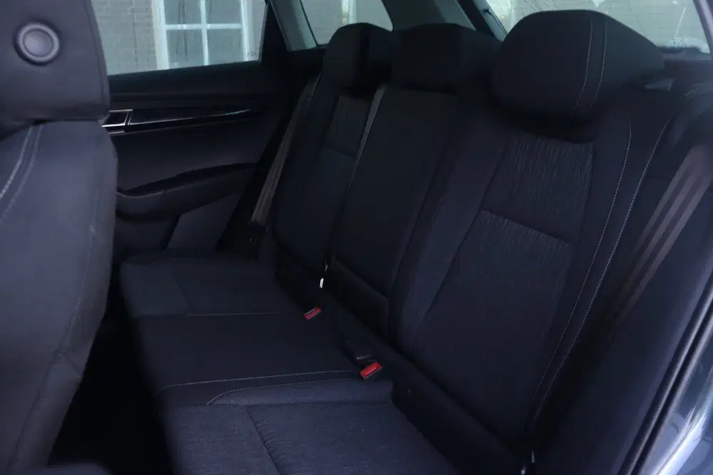 Skoda Karoq 1.5TSI Style uit 2019, foto 11