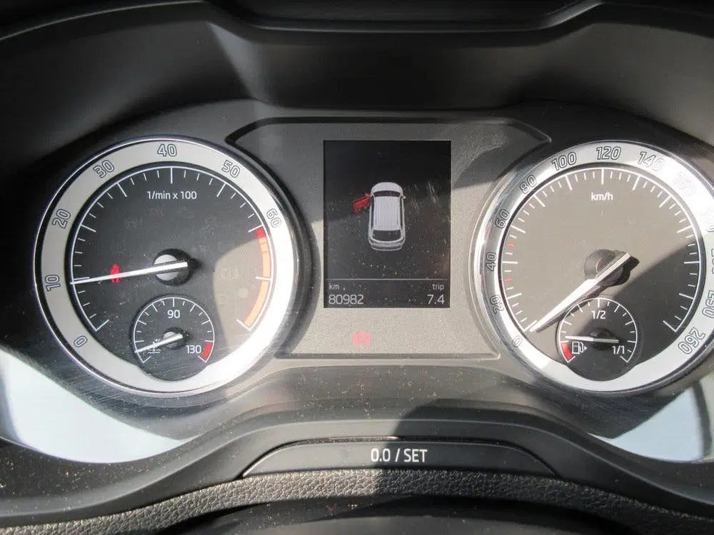 Skoda Karoq 1.5 TSI ACT Ambition Business uit 2019, foto 12