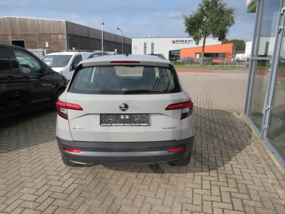 Skoda Karoq 1.5 TSI ACT Ambition Business uit 2019, foto 3