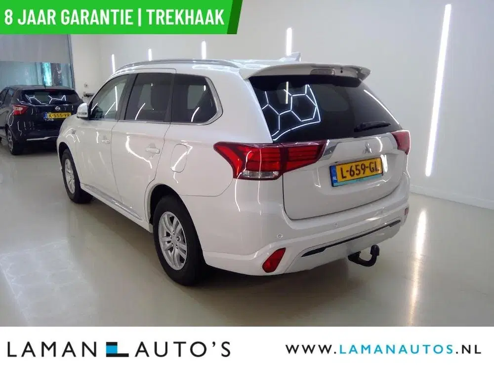 Mitsubishi Outlander 2.4 PHEV AWD Pure uit 2021, foto 4