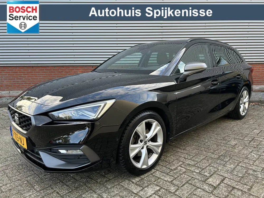 SEAT Leon 1.5 eTSI FR Business Intense uit 2022