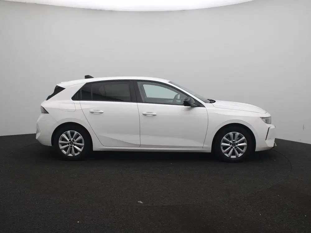 Opel Astra 1.2 Turbo Edition uit 2023, foto 6