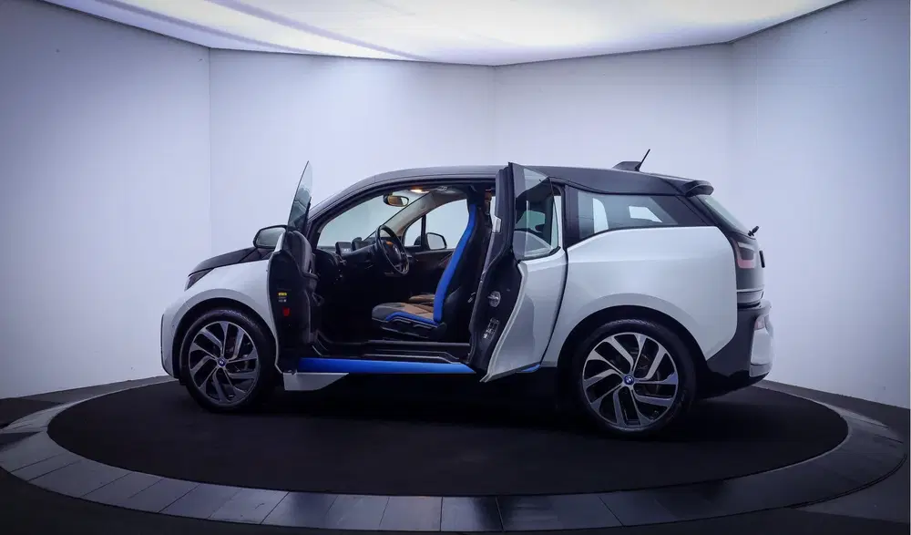 BMW i3 120Ah 42 kWh BUSINESS Plus SoH 97% uit 2022, foto 9