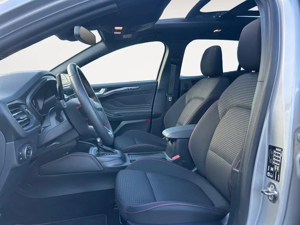 Ford Focus 1.0 EcoBoost Hybrid ST Line X uit 2025, foto 12