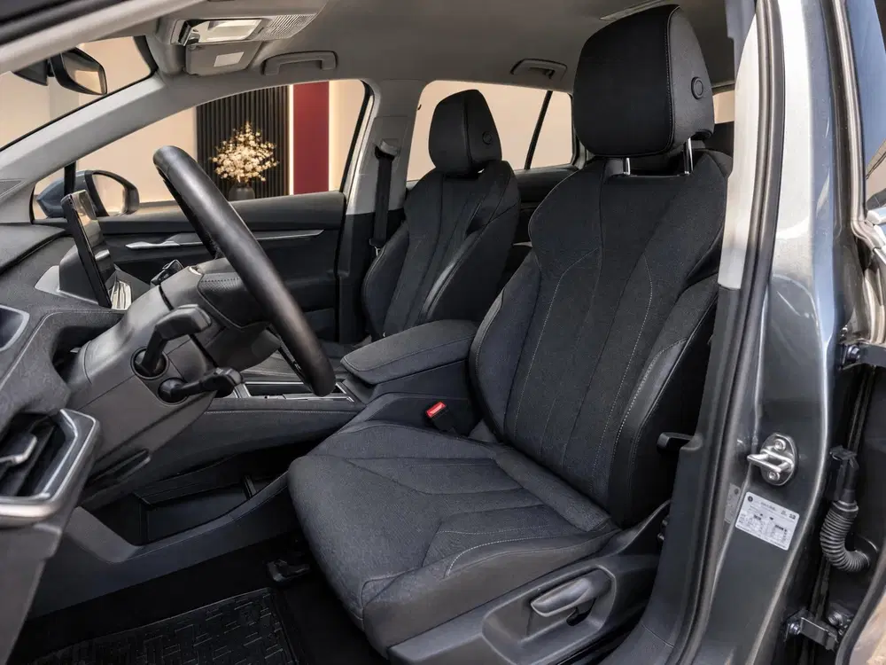 Skoda Elroq 85 Loft 286PK uit 2025, foto 15