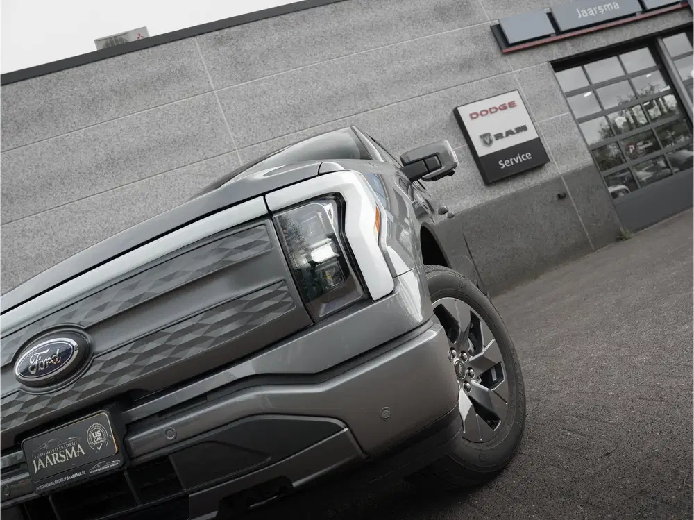 Ford F 150 USA F-150 Lightning Lariat Standard Range uit 2023, foto 10