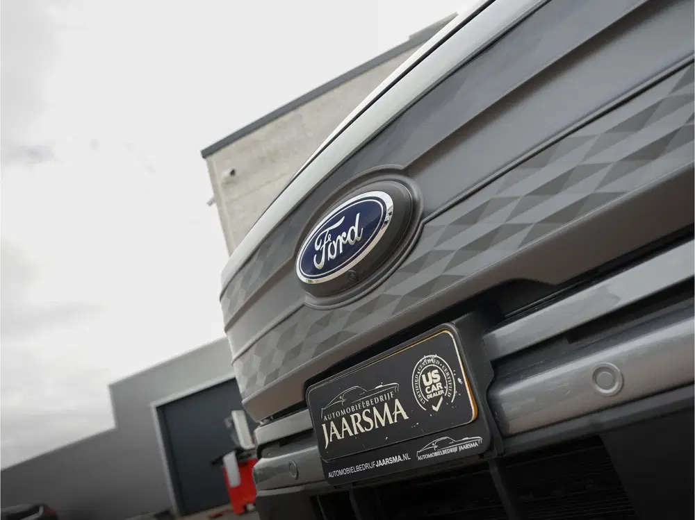 Ford F 150 USA F-150 Lightning Lariat Standard Range uit 2023, foto 12
