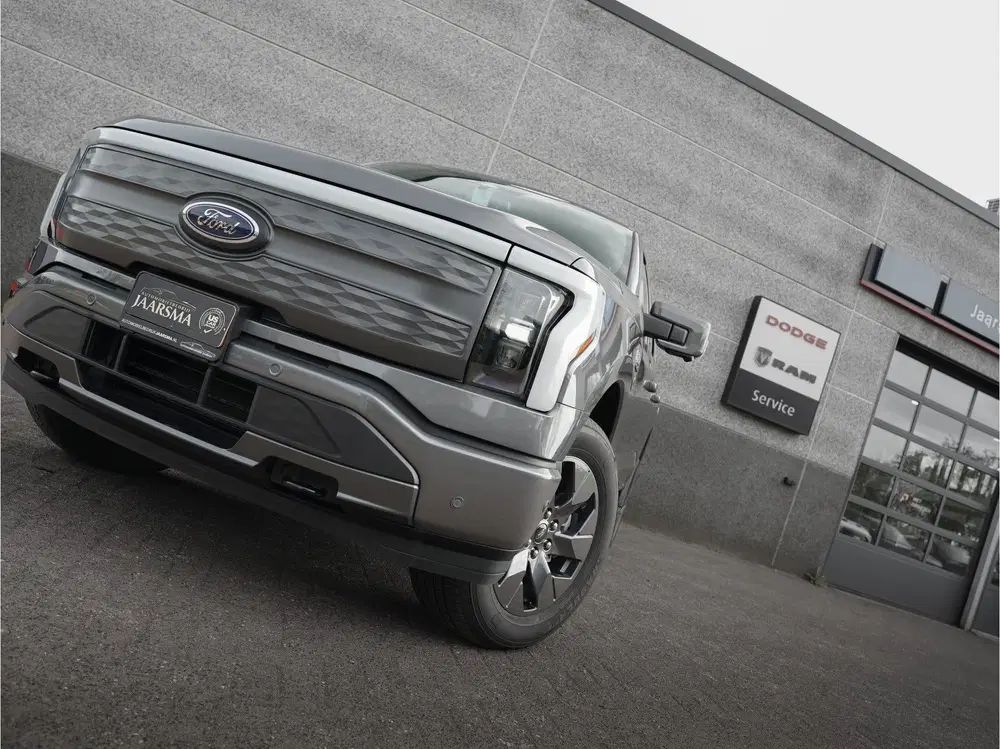 Ford F 150 USA F-150 Lightning Lariat Standard Range uit 2023, foto 15
