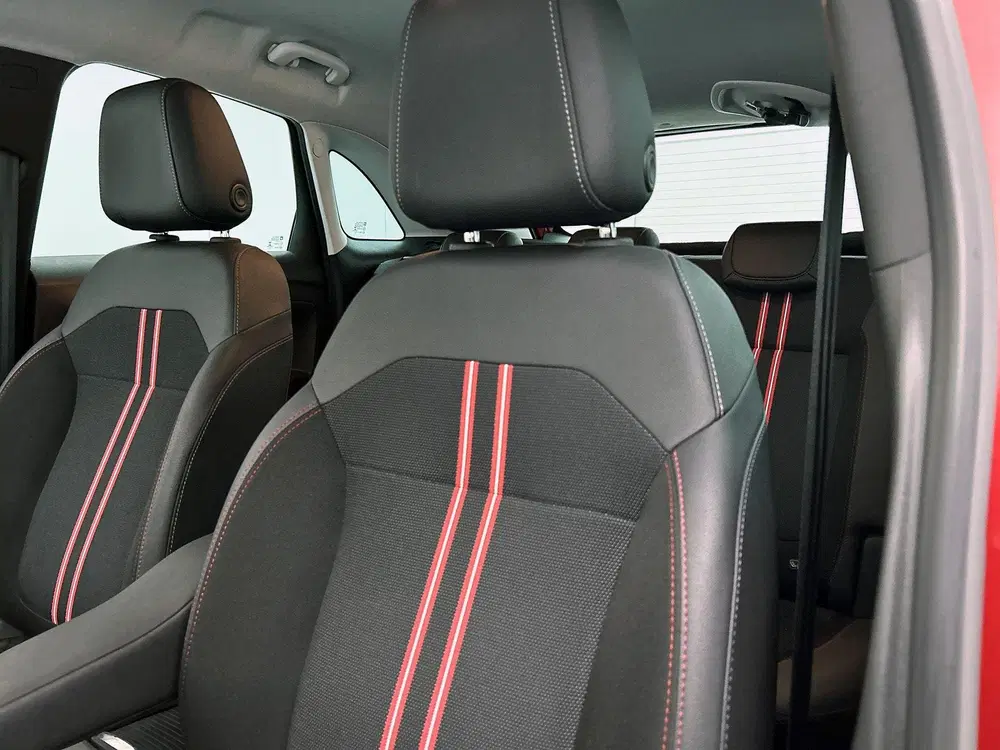 Opel Crossland 1.2 Turbo GS Line uit 2022, foto 14