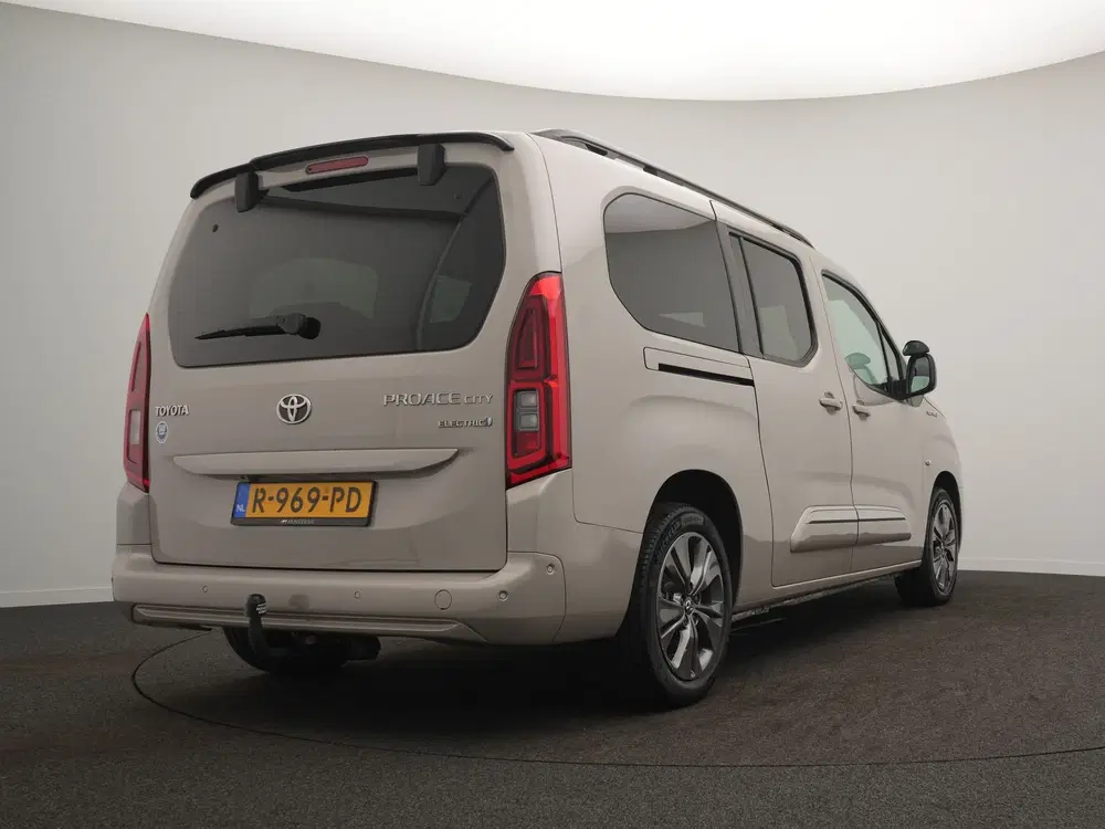 Toyota Proace City Electric Dynamic Long 50 kWh uit 2022, foto 6