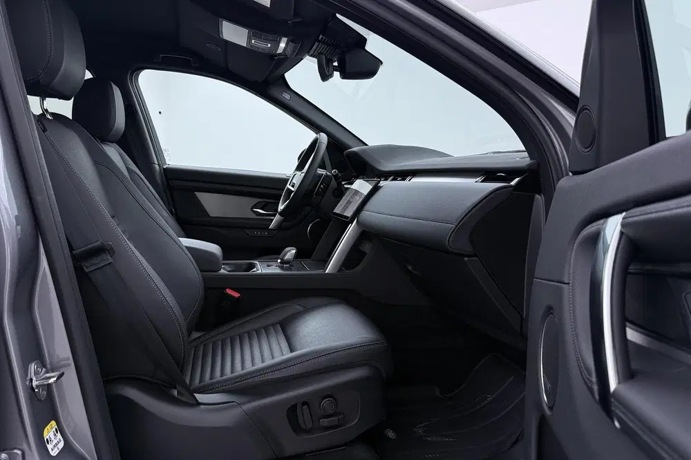 Land Rover Discovery Sport P270e Dynamic SE uit 2025, foto 5