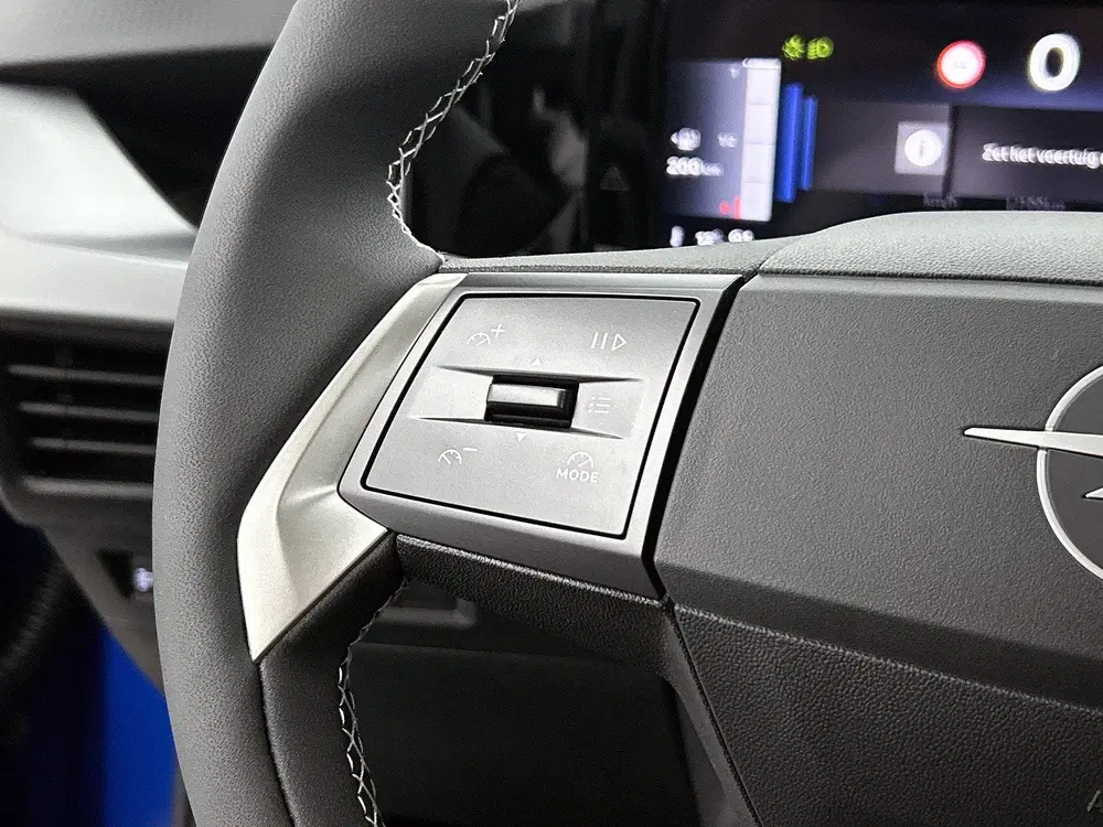 Opel Frontera 1.2 Turbo Hybrid GS uit 2025, foto 6