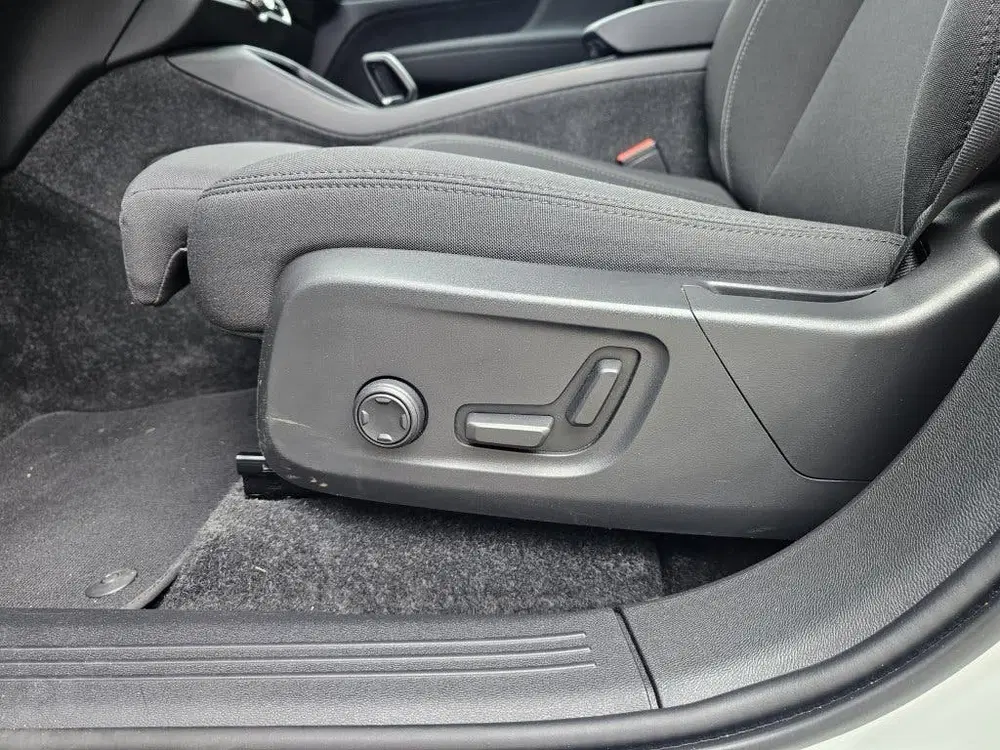 Volvo XC40 Recharge Pro uit 2023, foto 13
