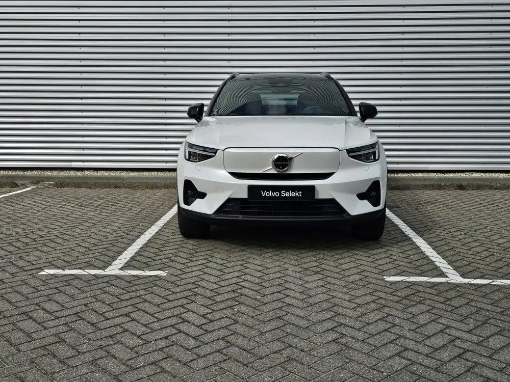 Volvo XC40 Recharge Pro uit 2023, foto 3