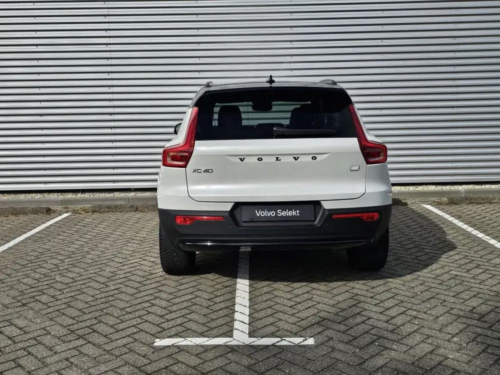 Volvo XC40 Recharge Pro uit 2023, foto 6