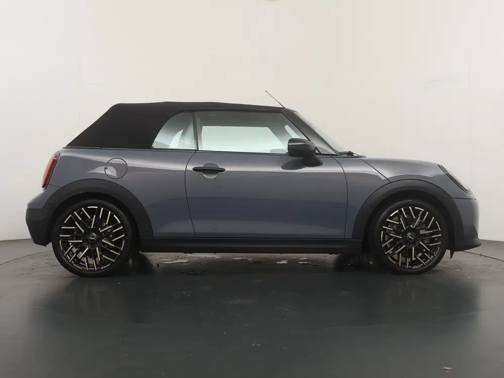 Mini Cabrio Cooper C Favoured Pakket M uit 2026, foto 8