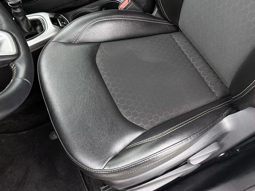 Jeep Compass 1.4 MultiAir Longitude uit 2019, foto 14