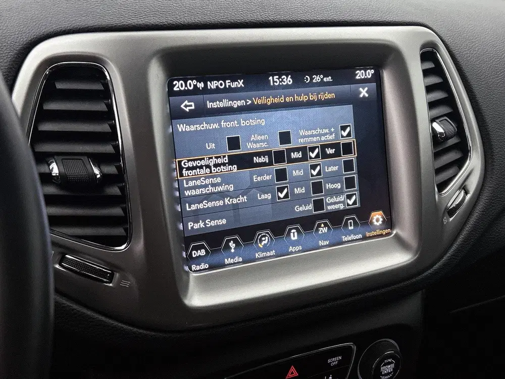 Jeep Compass 1.4 MultiAir Longitude uit 2019, foto 9