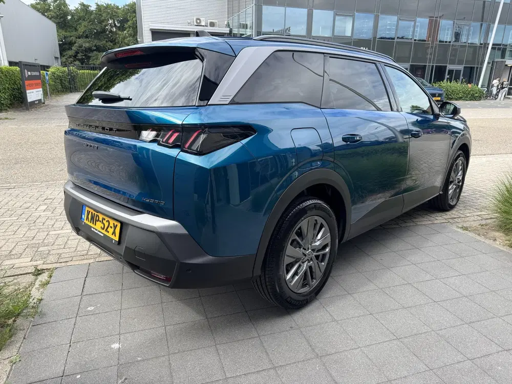 Peugeot 5008 1.2 Hybrid 145 Allure 7p uit 2026, foto 4