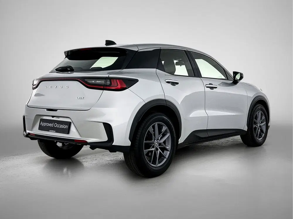 Lexus LBX Limited Edition uit 2024, foto 2