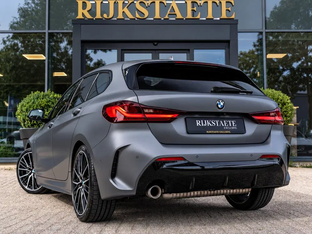 BMW 1-serie 118i EDE M-Sport uit 2024, foto 9