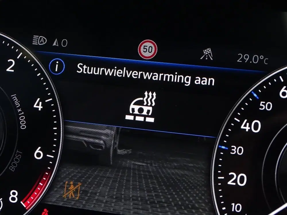 Volkswagen Touareg 3.0 e-Hybrid 462PK 4-Motion R uit 2020, foto 14