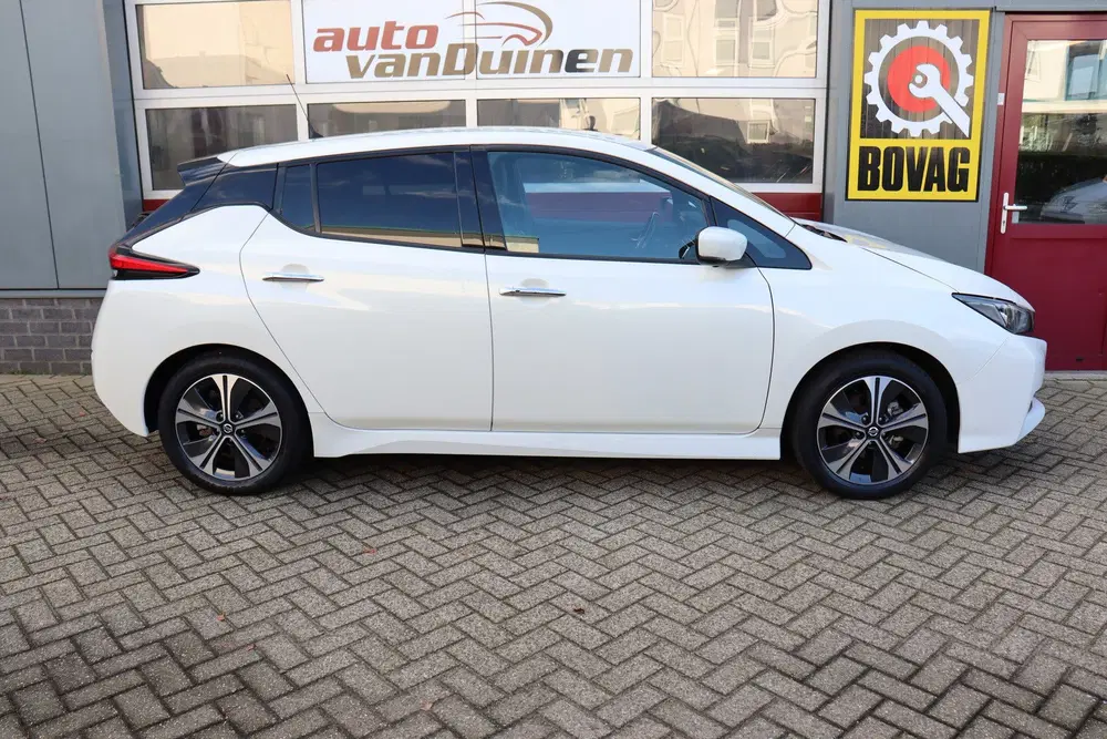 Nissan Leaf Tekna 40 kWh O.a: Key-Less uit 2019, foto 2