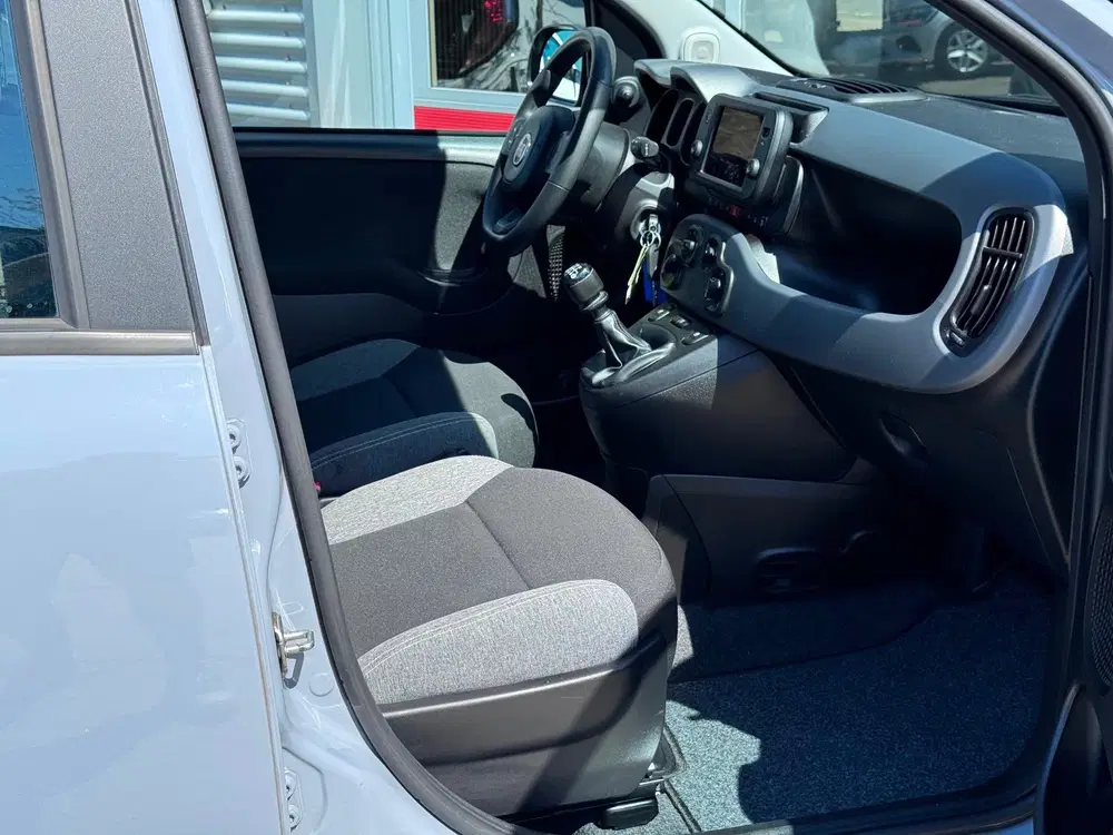 Fiat Panda 1.0 Hybrid City Life uit 2022, foto 10