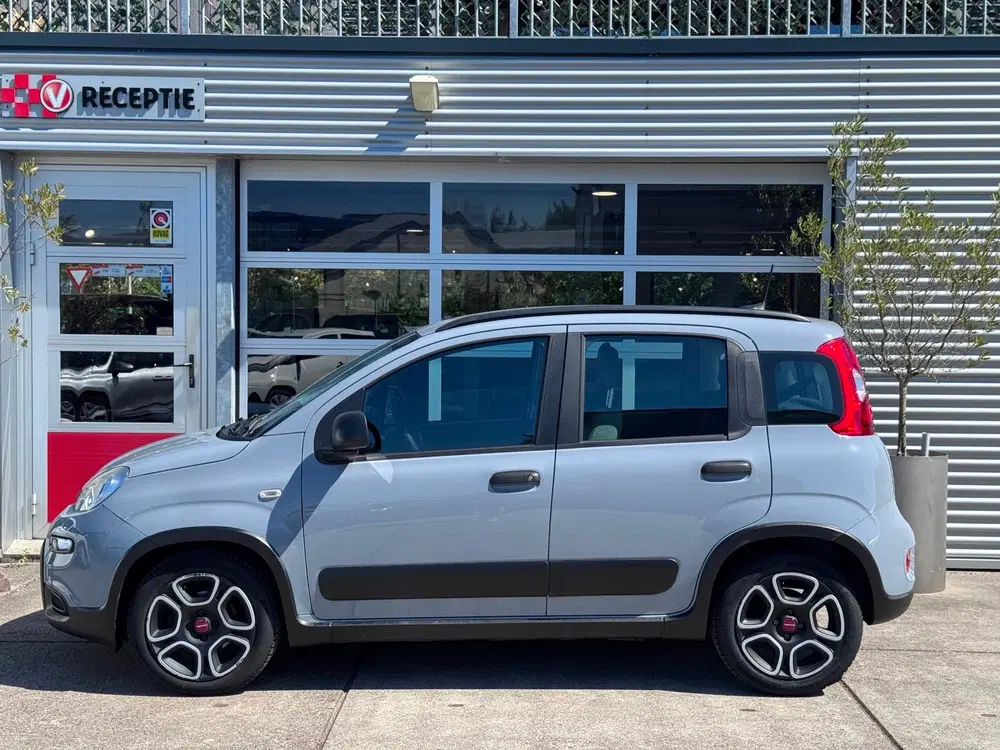 Fiat Panda 1.0 Hybrid City Life uit 2022, foto 4