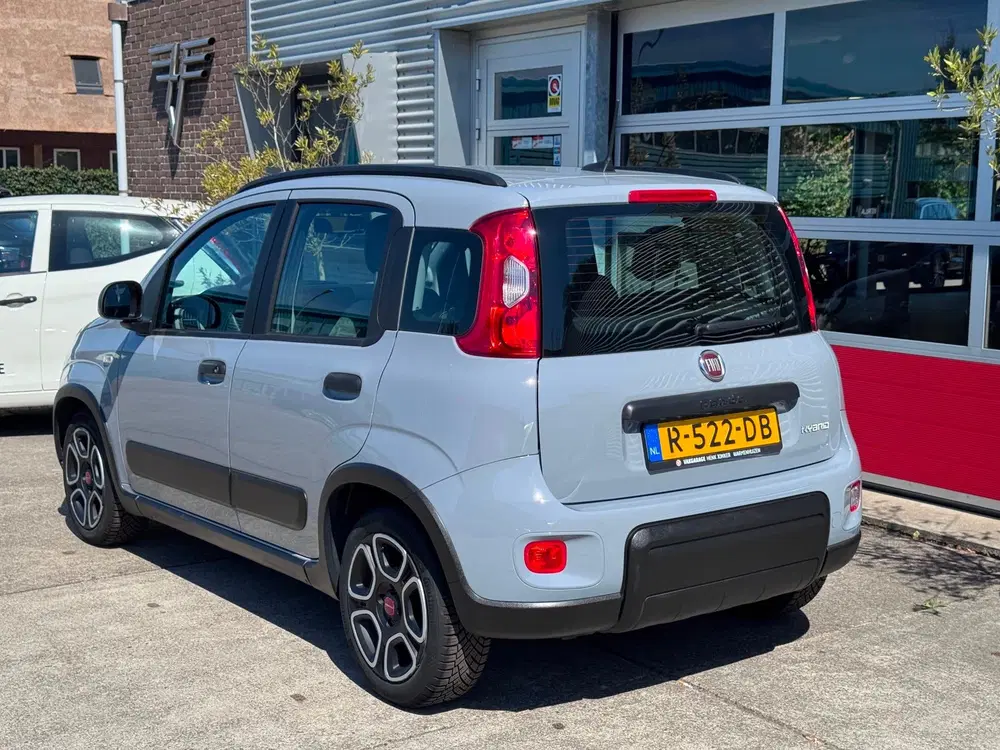 Fiat Panda 1.0 Hybrid City Life uit 2022, foto 6