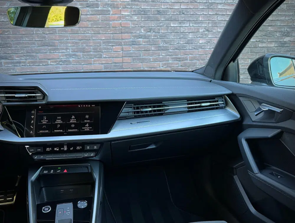 Audi A3 S-LINE MATRIX LED uit 2022, foto 13