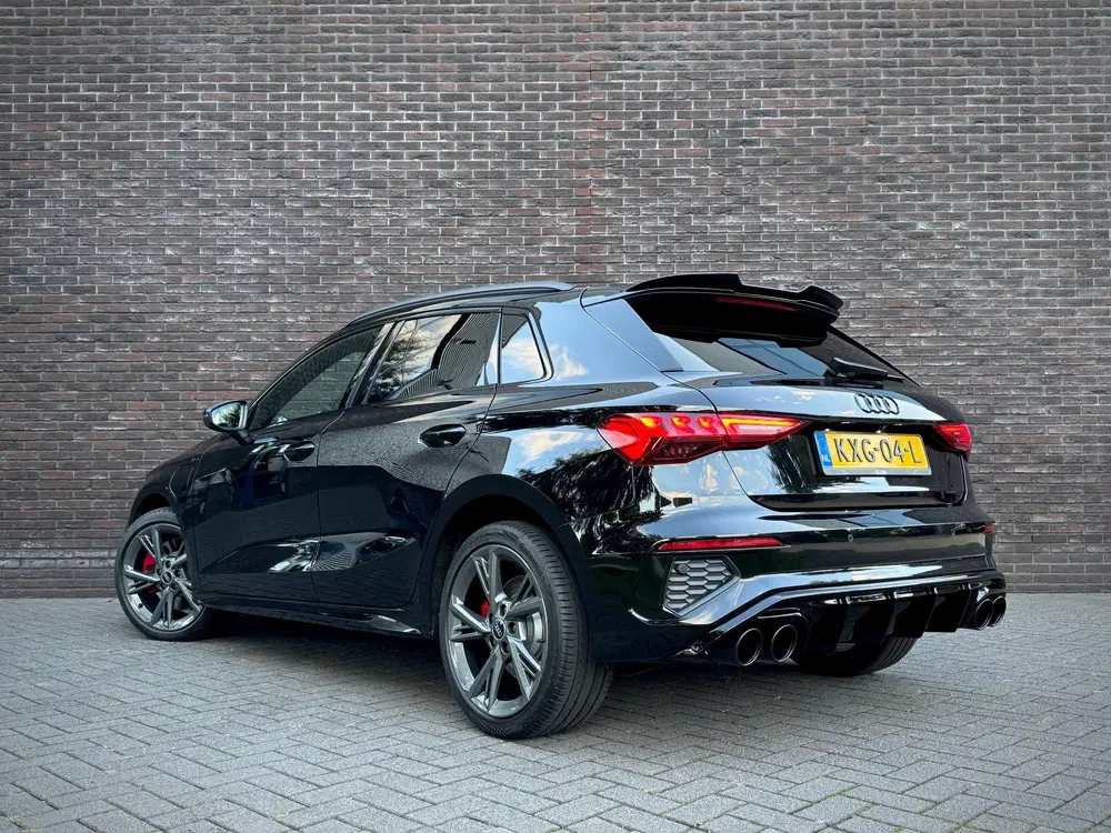 Audi A3 S-LINE MATRIX LED uit 2022, foto 3