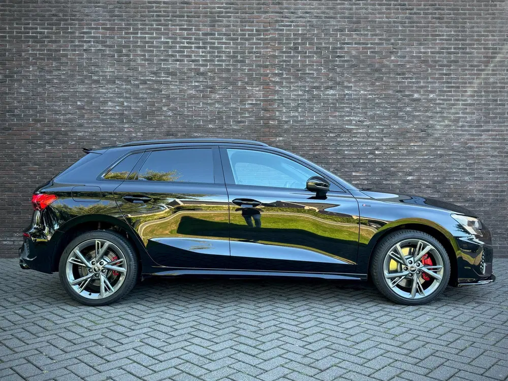 Audi A3 S-LINE MATRIX LED uit 2022, foto 6
