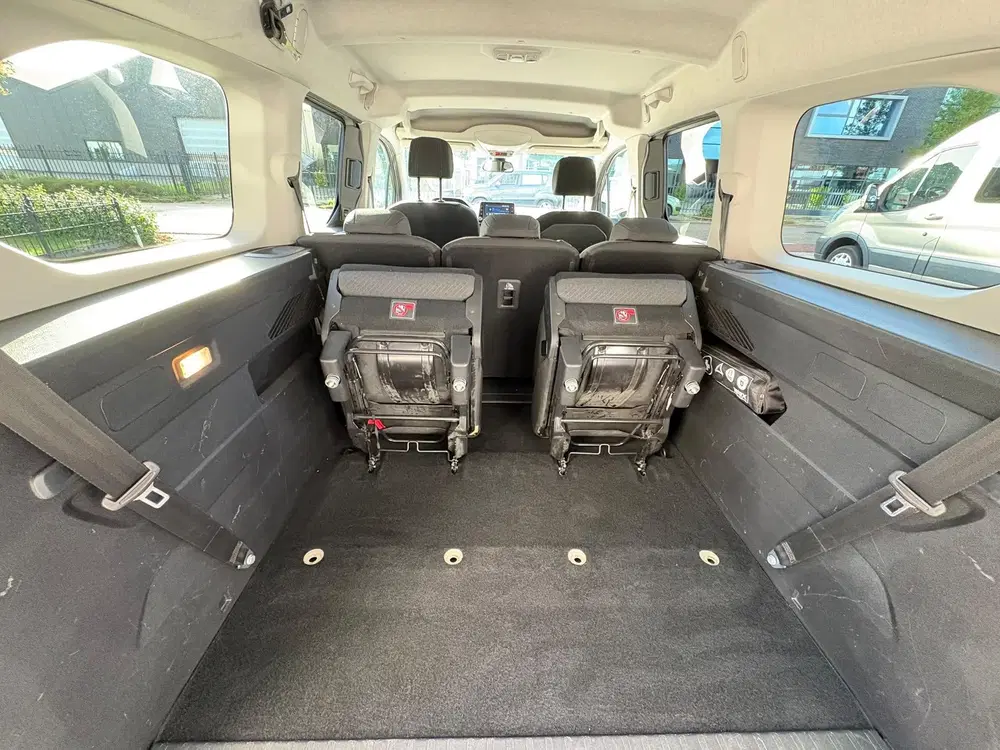Peugeot Rifter 1.2 Puretech Long Allure 7p AUTOMAAT-GAR uit 2021, foto 10