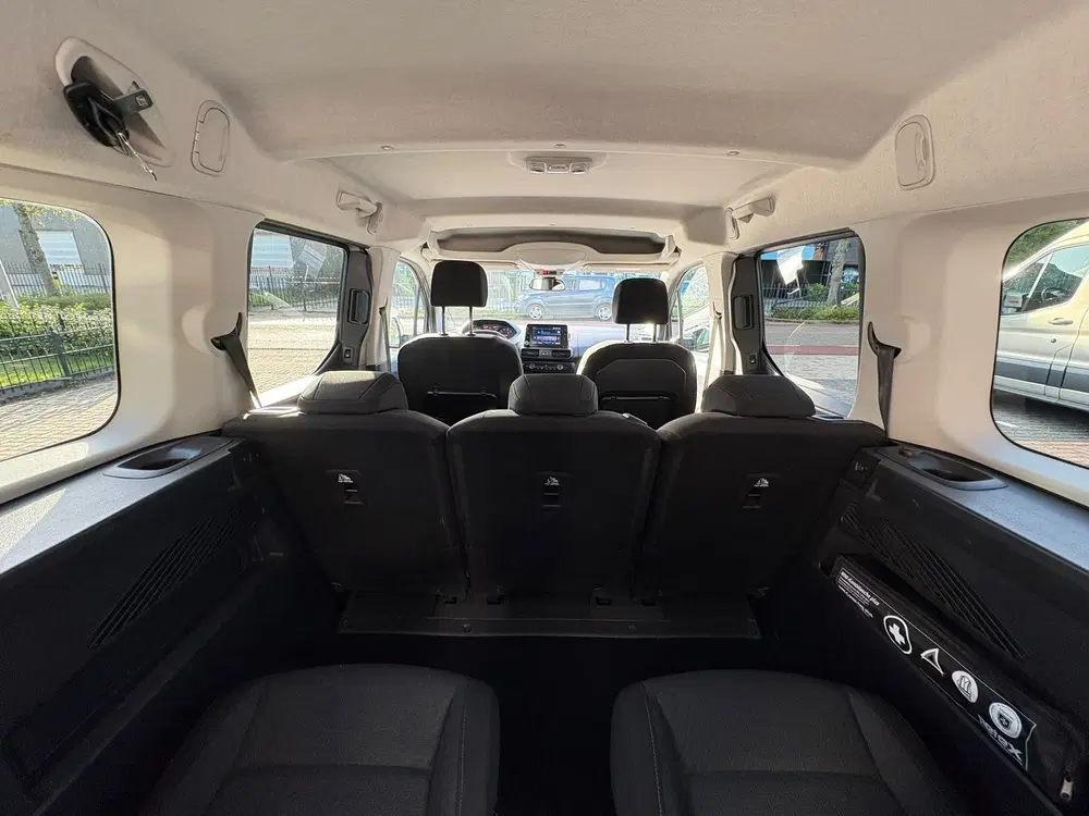Peugeot Rifter 1.2 Puretech Long Allure 7p AUTOMAAT-GAR uit 2021, foto 11