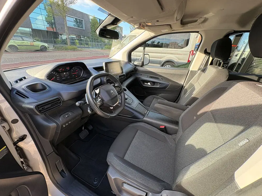 Peugeot Rifter 1.2 Puretech Long Allure 7p AUTOMAAT-GAR uit 2021, foto 13