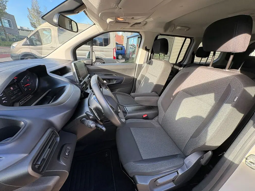 Peugeot Rifter 1.2 Puretech Long Allure 7p AUTOMAAT-GAR uit 2021, foto 15