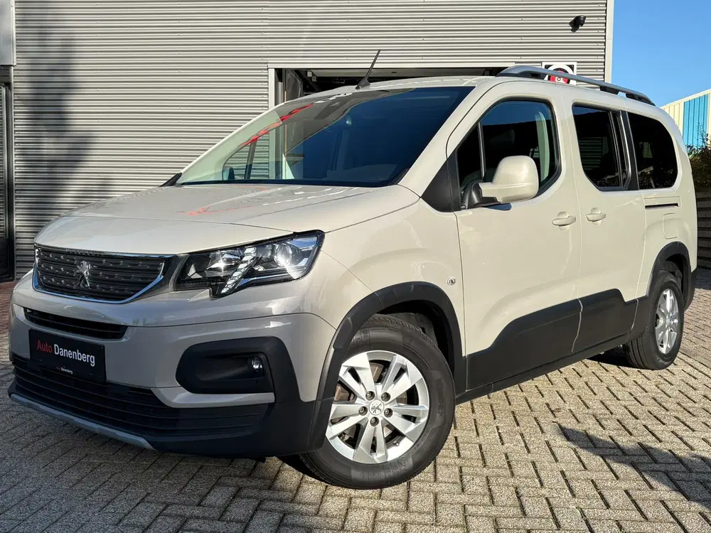 Peugeot Rifter 1.2 Puretech Long Allure 7p AUTOMAAT-GAR uit 2021, foto 3